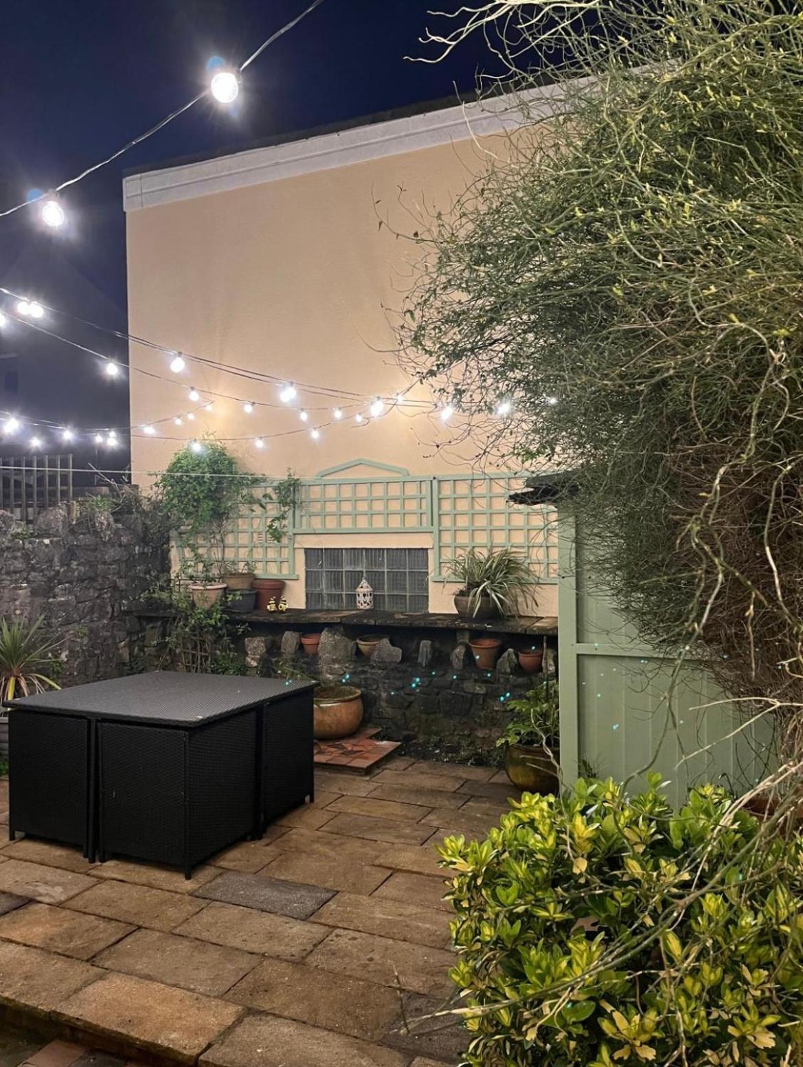 Honey Cottage Tenby Esterno foto